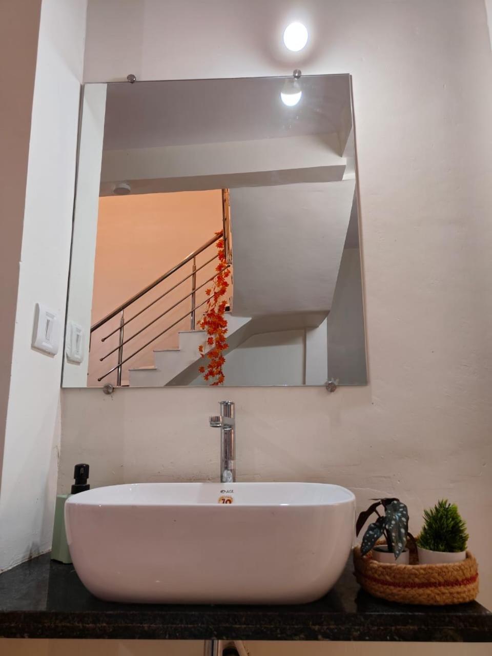 Mahadev Mansion Villa Ujjain Bagian luar foto
