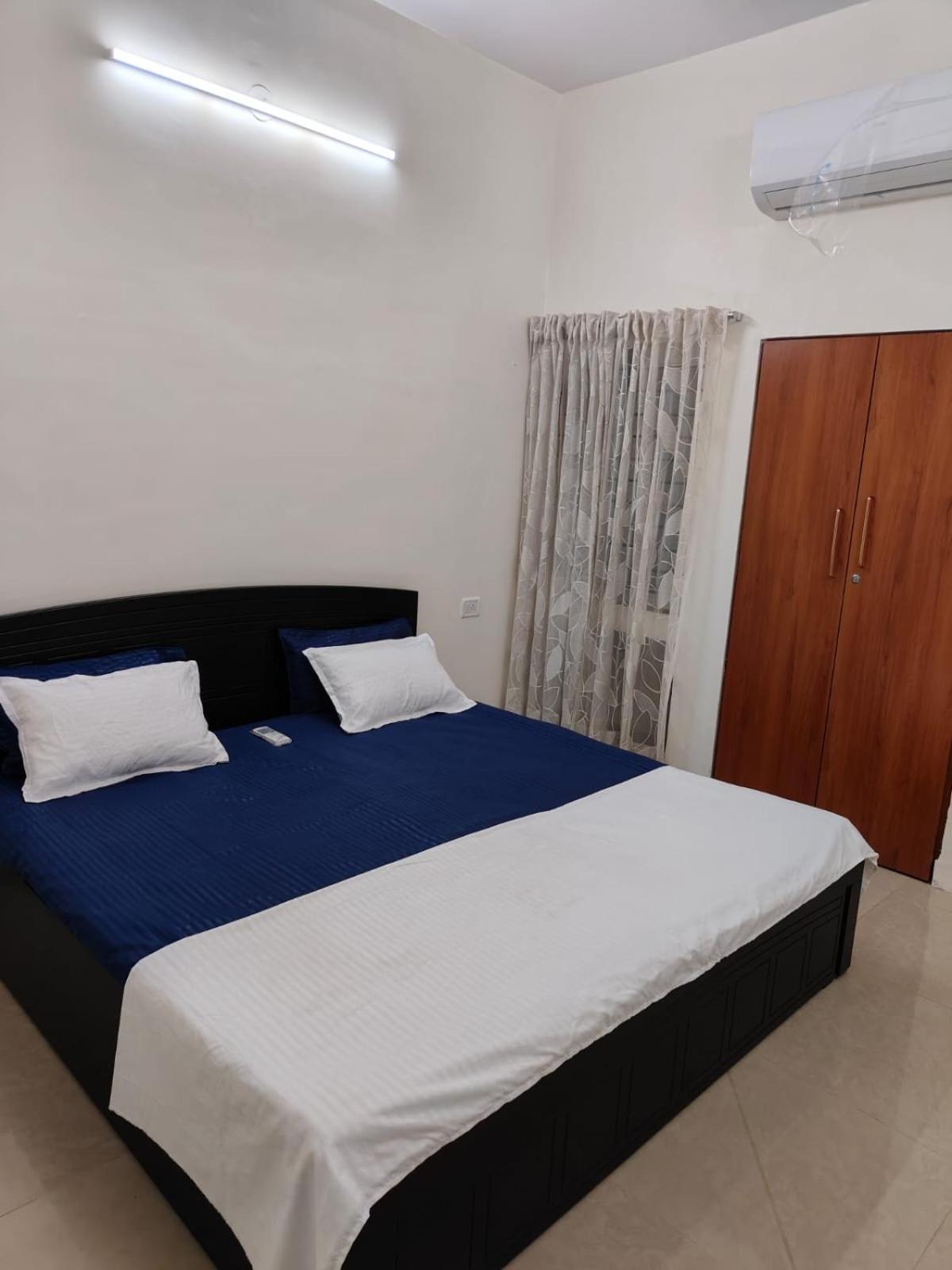 Mahadev Mansion Villa Ujjain Bagian luar foto