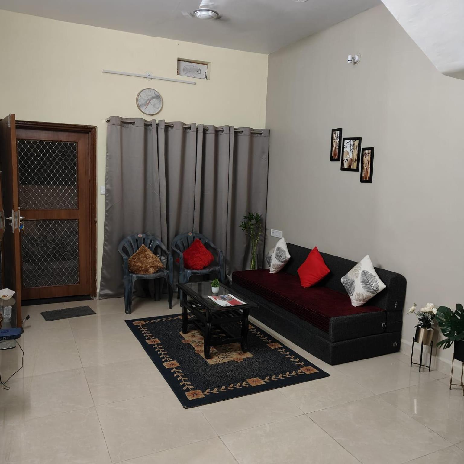 Mahadev Mansion Villa Ujjain Bagian luar foto