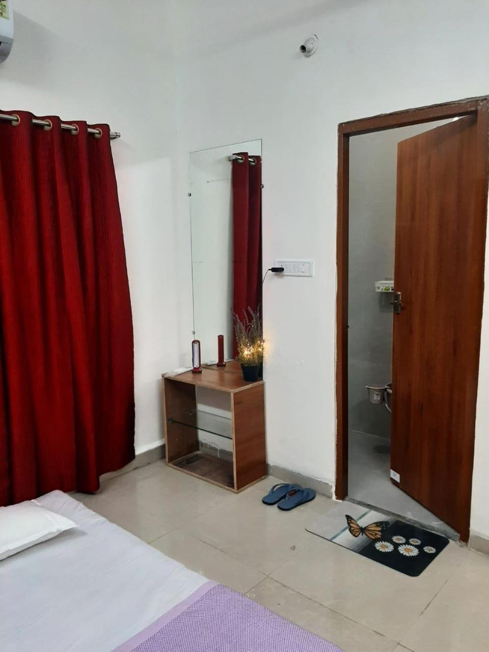 Mahadev Mansion Villa Ujjain Bagian luar foto